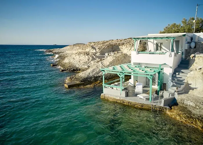 Terra Mare * Αγία Ειρήνη Μήλου