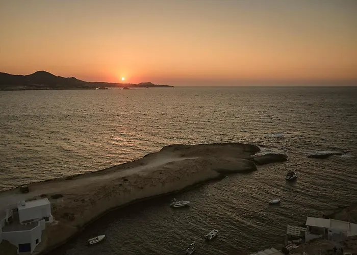 Terra Mare Agia Irini (Milos)